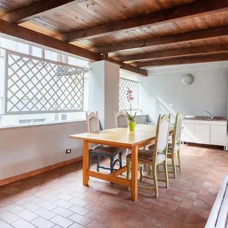 Historic Center Bright With Terrace Asti