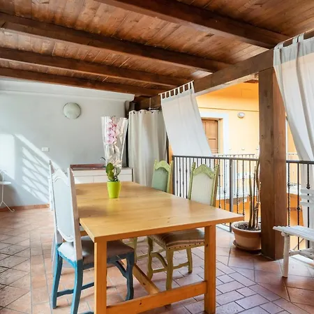 Apartment Historic Center Bright With Terrace Asti